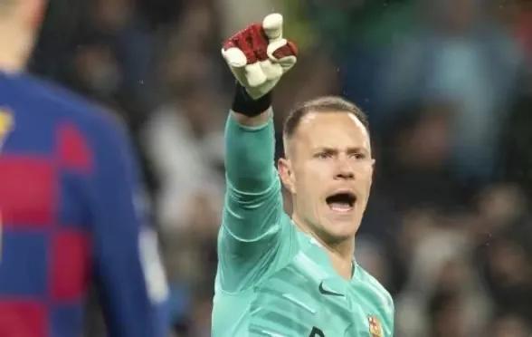 本赛季最佳阵容表现,本赛季发挥最好的十大中后卫