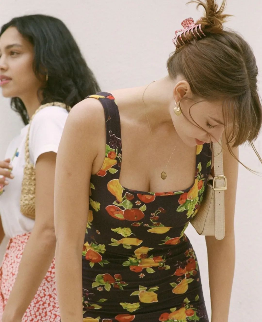 155微胖小个子连衣裙500多的,155微胖女生连衣裙2件套小碎花