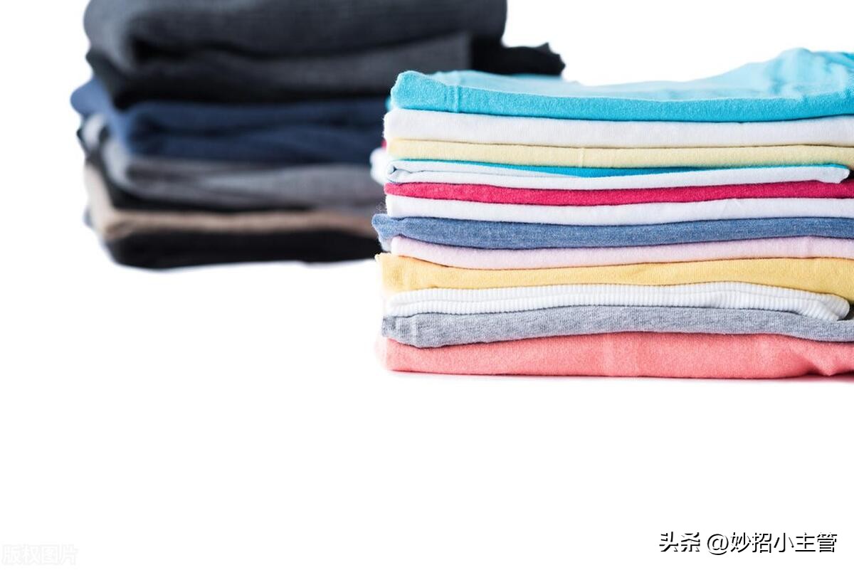 衣服同款网上300实体店750,实体店同款衣服怎么买