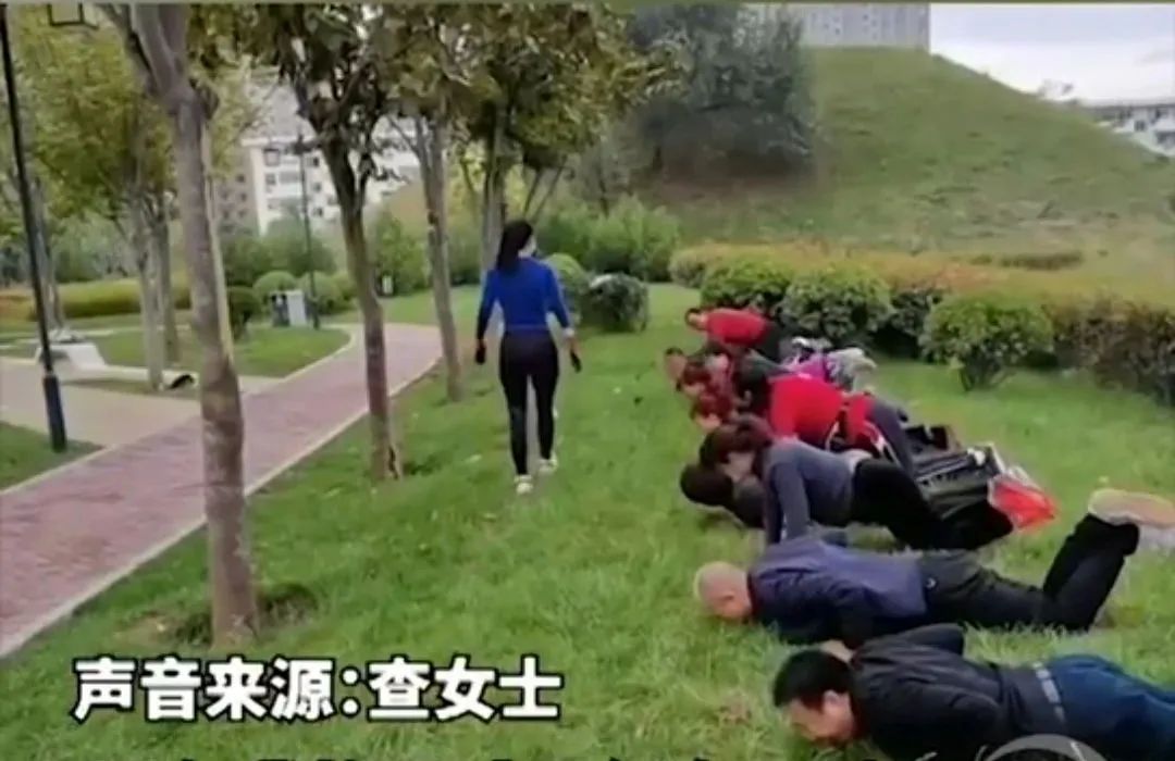 学大猩猩爬行能治腰疼吗,怎样爬行治腰疼