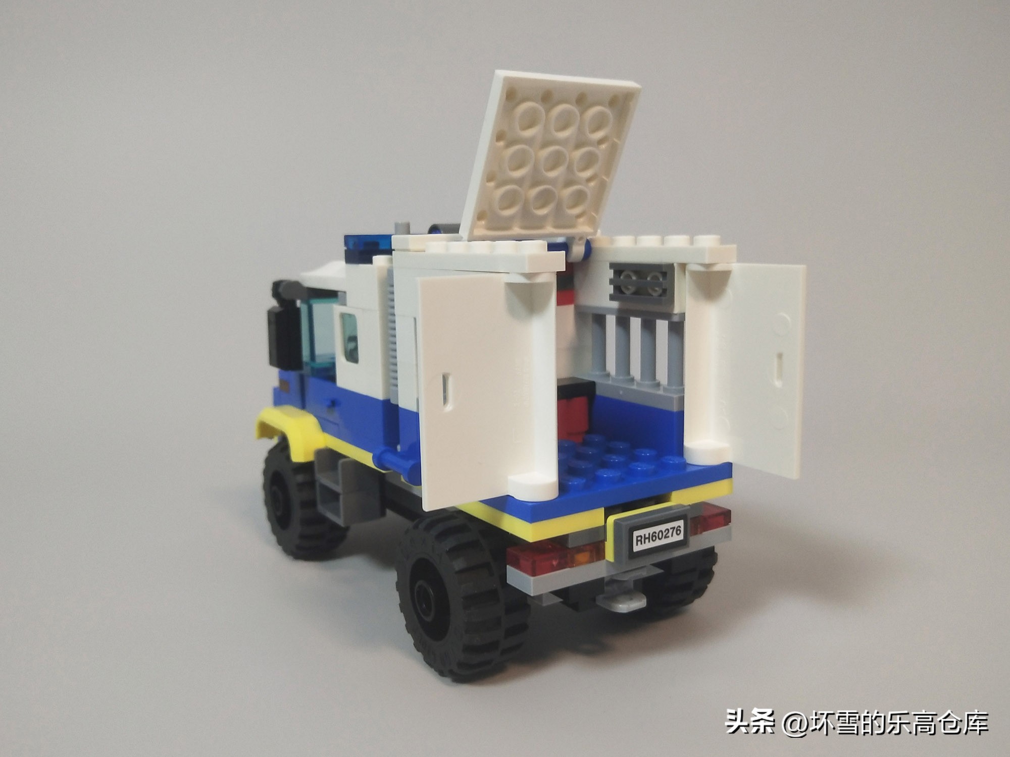 乐高押运警车,买乐高警察玩具视频