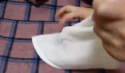 怎么洗发黄的羽绒衫,白色羽绒服洗了会发黄怎么回事