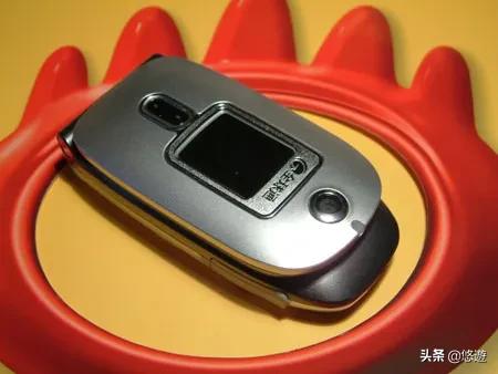 十款经典翻盖手机,曾经的经典翻盖手机