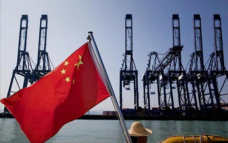 你只管制裁，我继续抛售！中国将重新买入美债？美国别抱幻想了