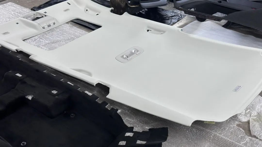 r36翻新改造全过程,大众r36这么老的车怎么还卖这么贵