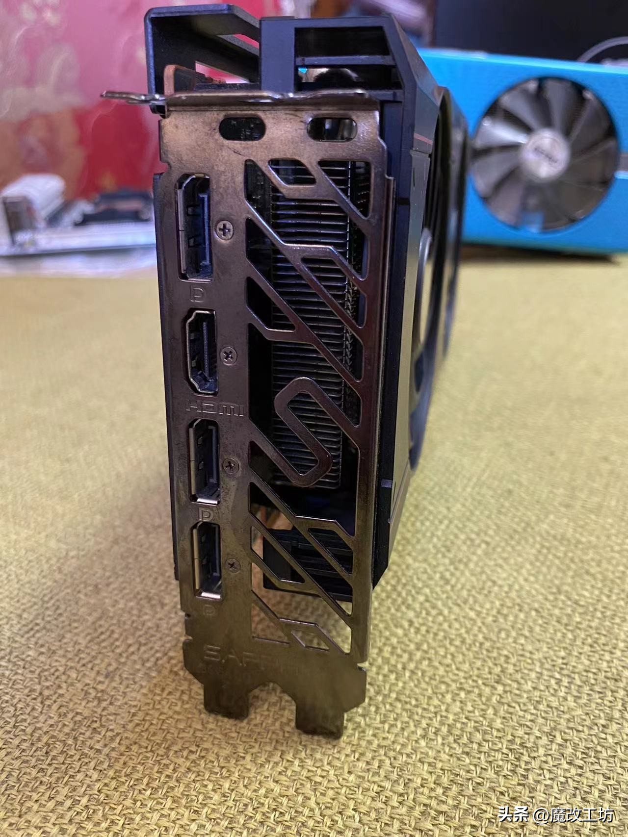 蓝宝石6600xt超白金吃鸡实测,蓝宝石6600xt对标哪个显卡