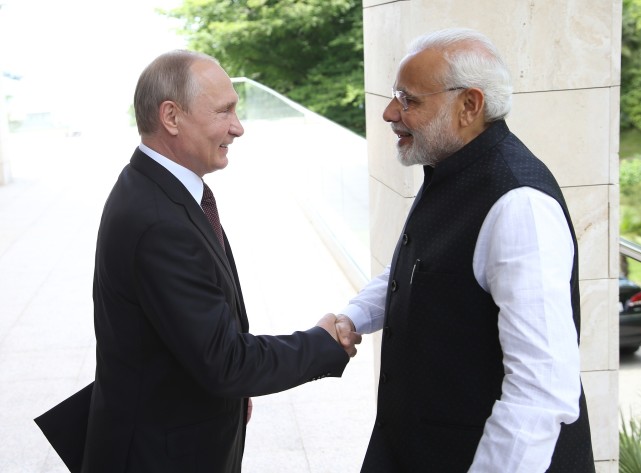 印度或从俄进口大量低价原油,印媒印度计划增购俄石油