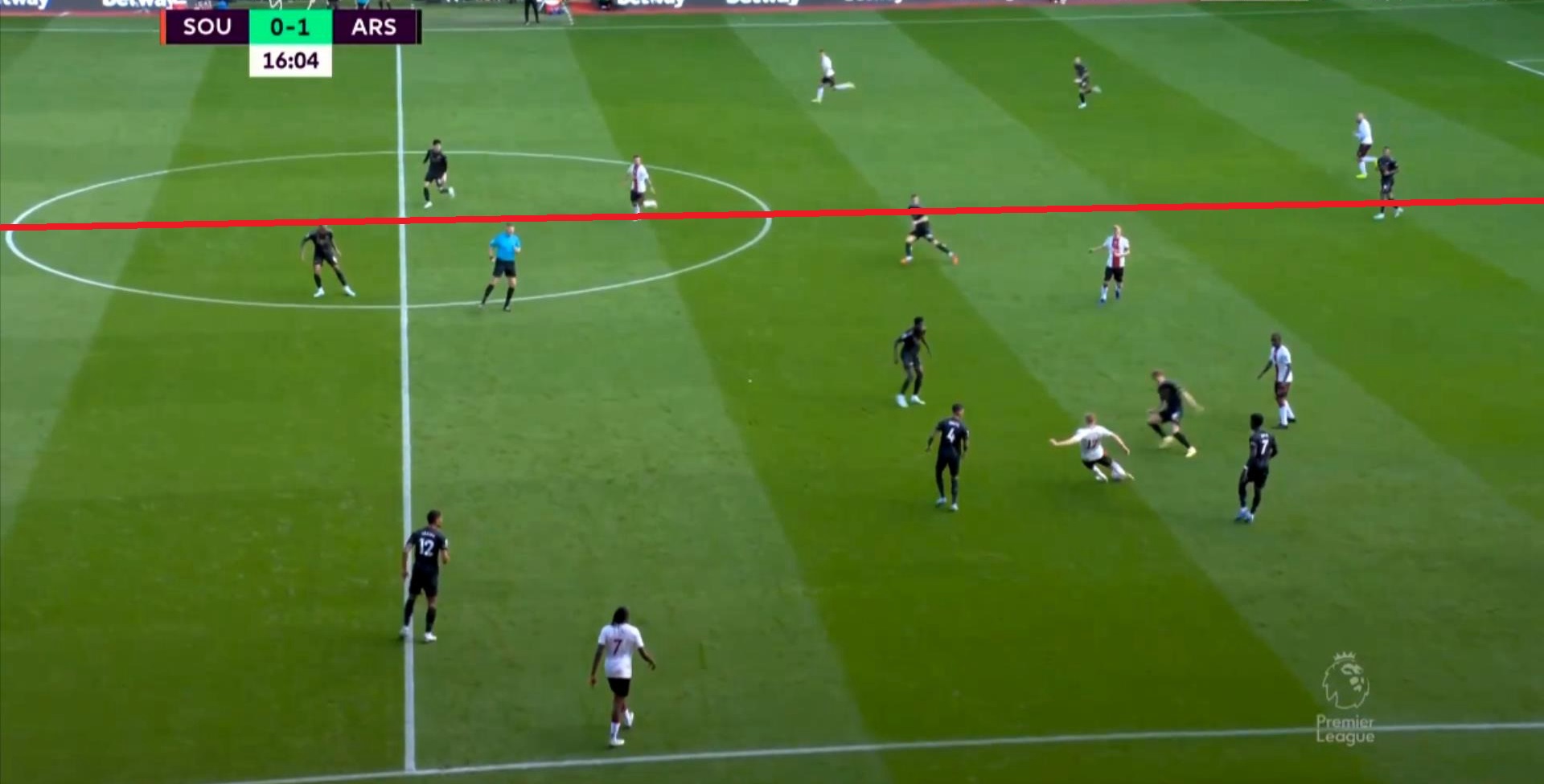 富安健洋远射破门,亚洲第一后卫富安健洋状态