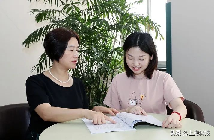 容易“成瘾”的网络时代，她是来自600号的心灵“摆渡”人|最美@赵敏