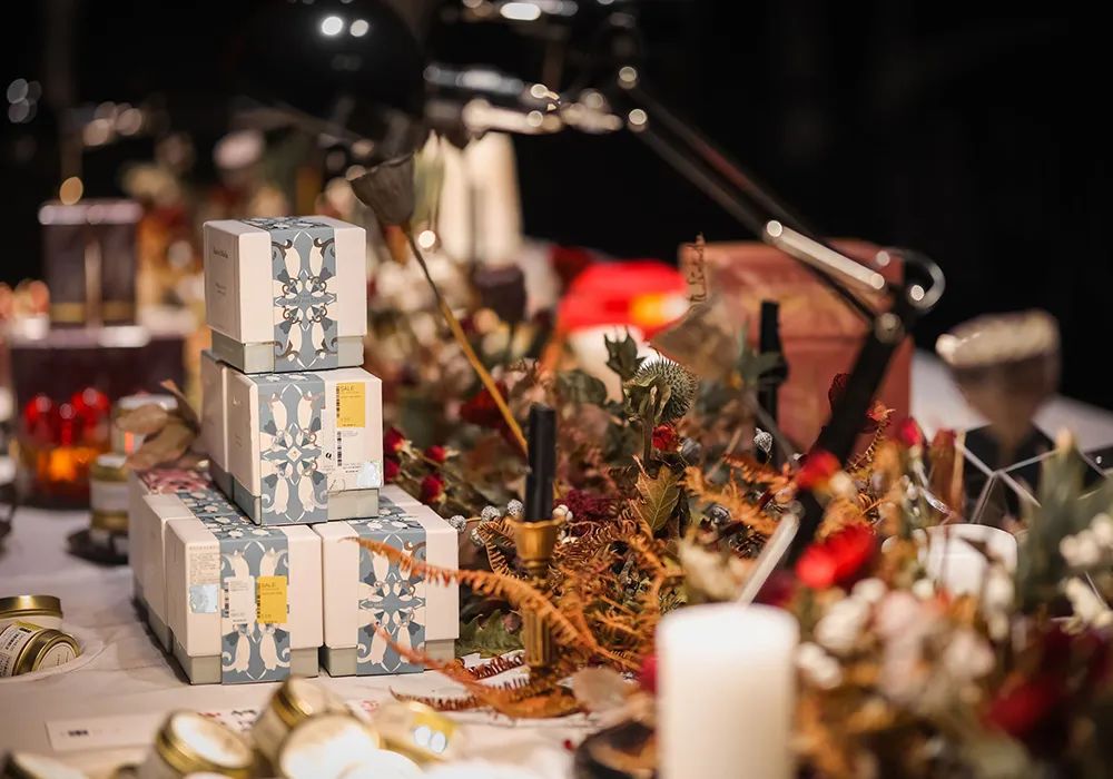 独家｜話梅要造一个“线下李佳琦”？