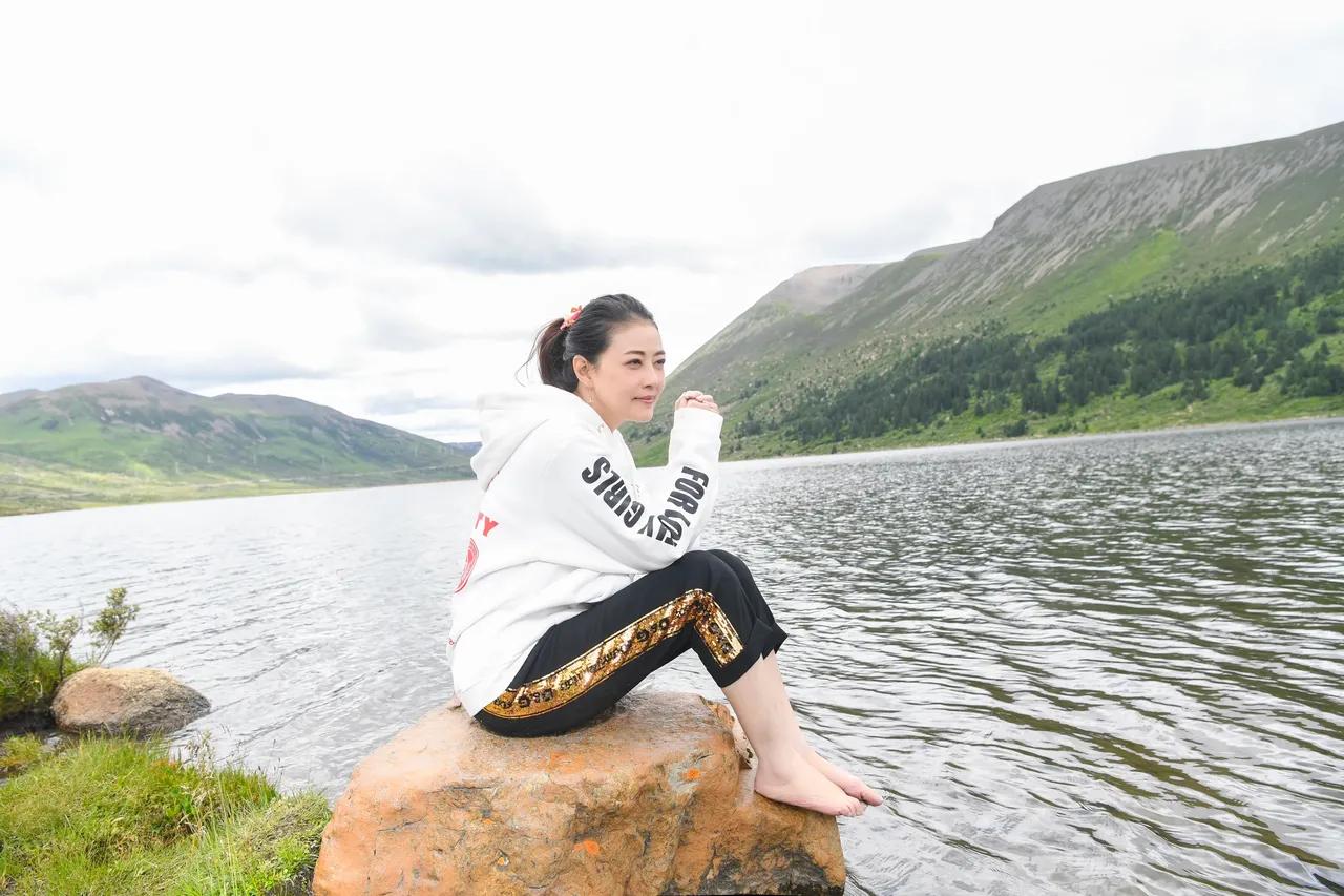 娱乐圈低调的16对明星夫妻,娱乐圈8对离婚夫妻