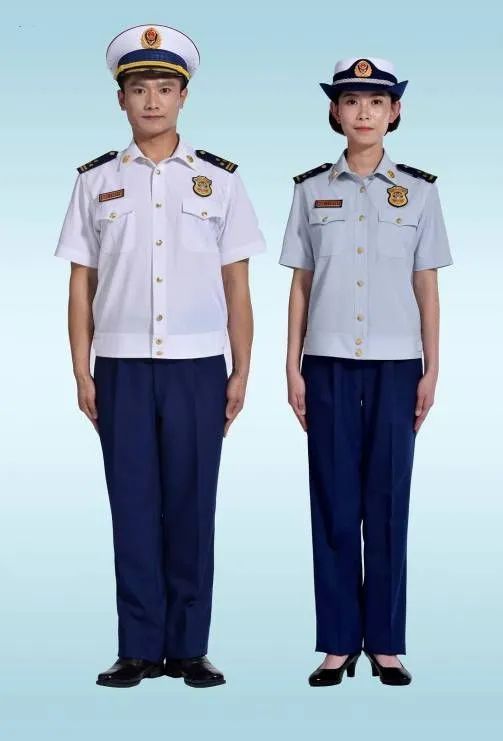 男子冒充一级消防长被拘,一级消防长走红网络却被拘了