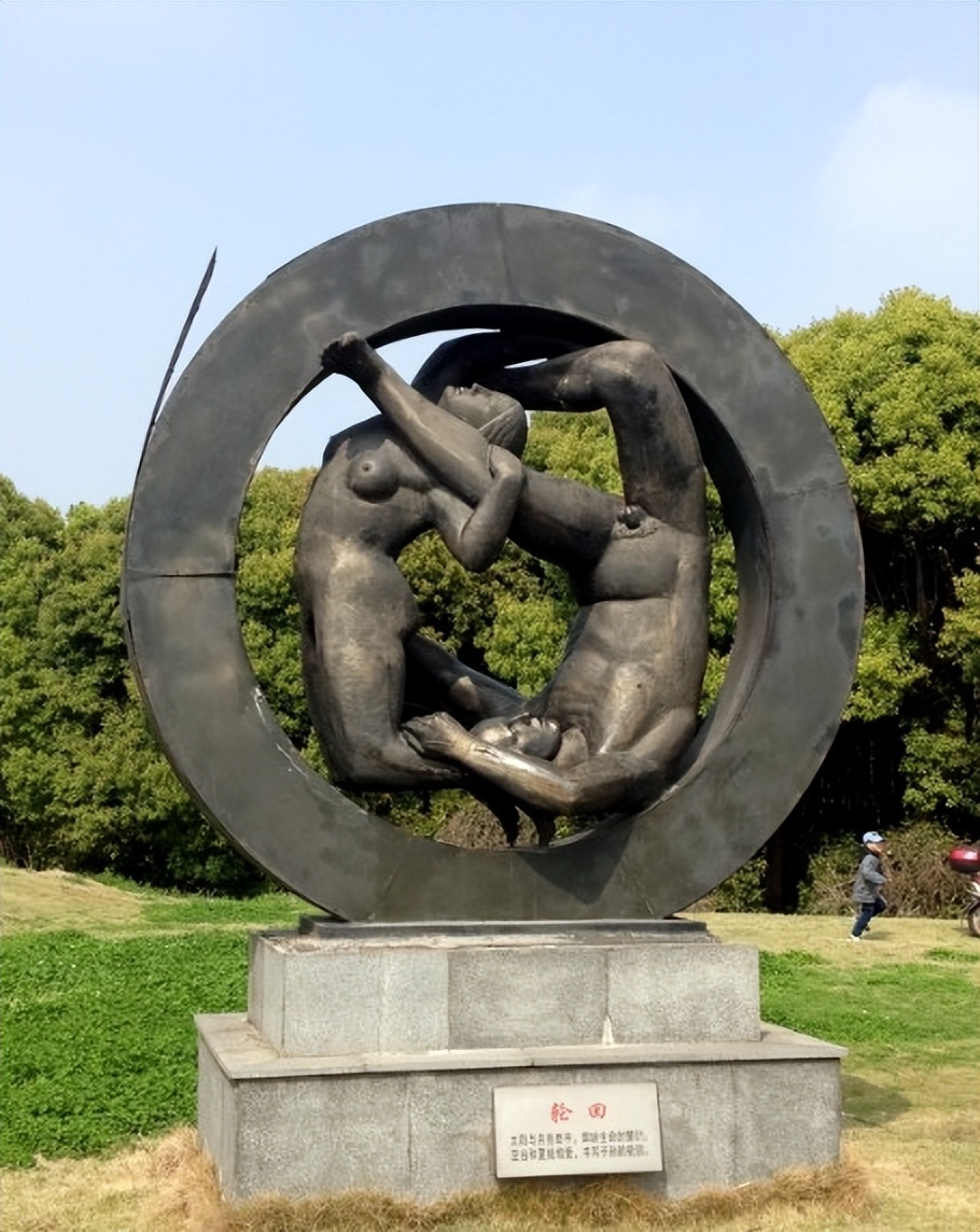 上海第一大人工湖在哪里,上海最值得打卡的公园