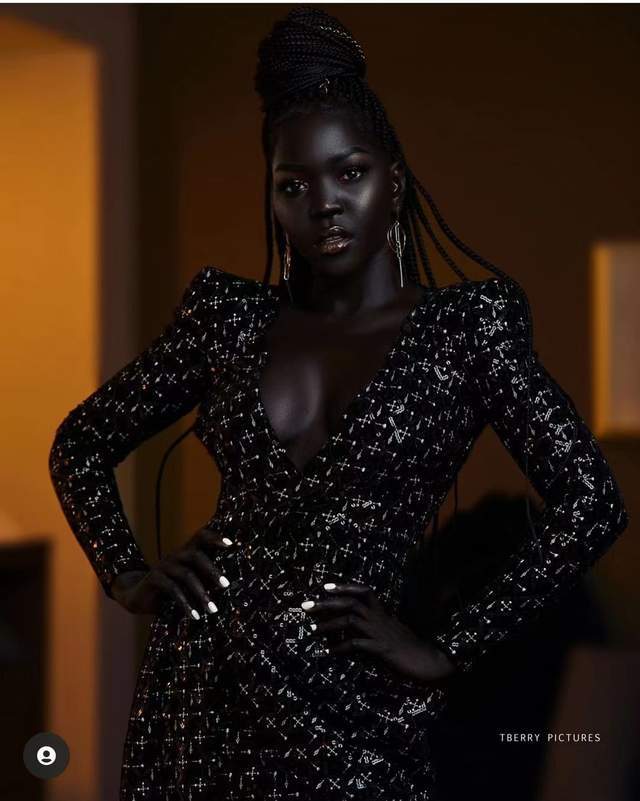 世界上最黑的最美女模特,全球最黑女性模特