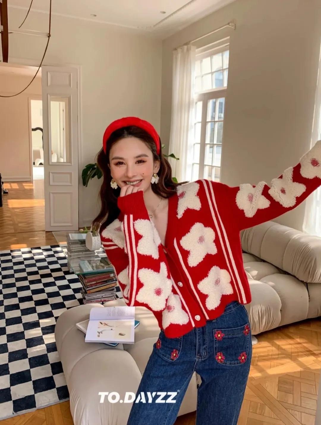 新年当然是穿红色最应景！不过节也想穿