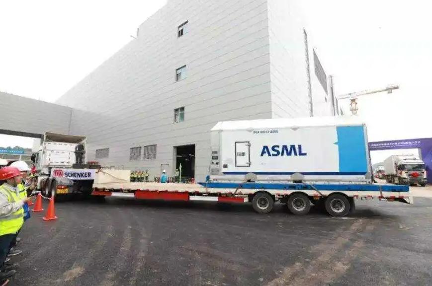 asml卖给中国的光刻机用来干什么,为什么只有asml能造光刻机