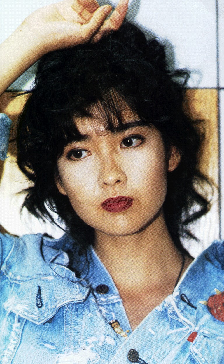 周慧敏被称第一代玉女掌门,玉女掌门周慧敏93年的歌