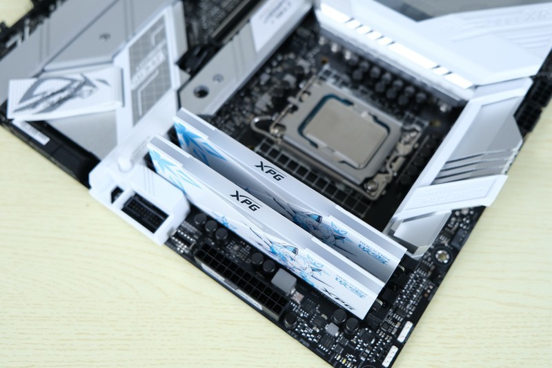 阿斯加特吹雪联名ddr5内存超频,性能最好的ddr5