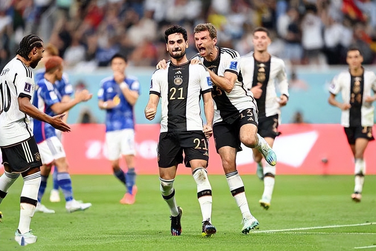 日本2-1击败德国队赛后采访德国,日本队赢了德国队还有希望出线吗