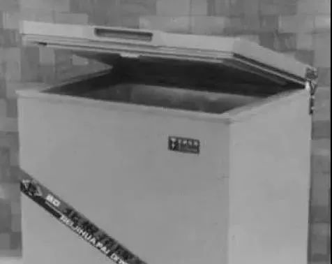 一年狂赚3300亿，恐怖的李书福