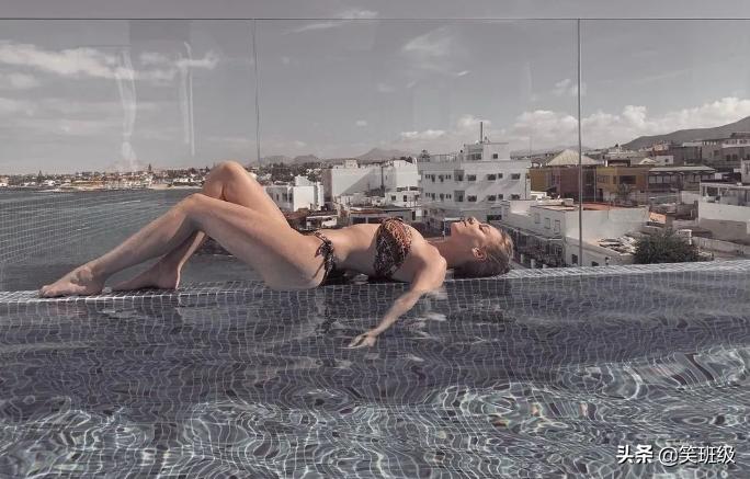 外国人代古拉k抖音,网红代古拉k跳舞视频