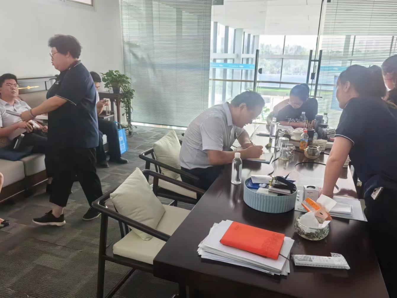 西固区就业服务中心扎实开展创业担保*款贷**政策宣传活动