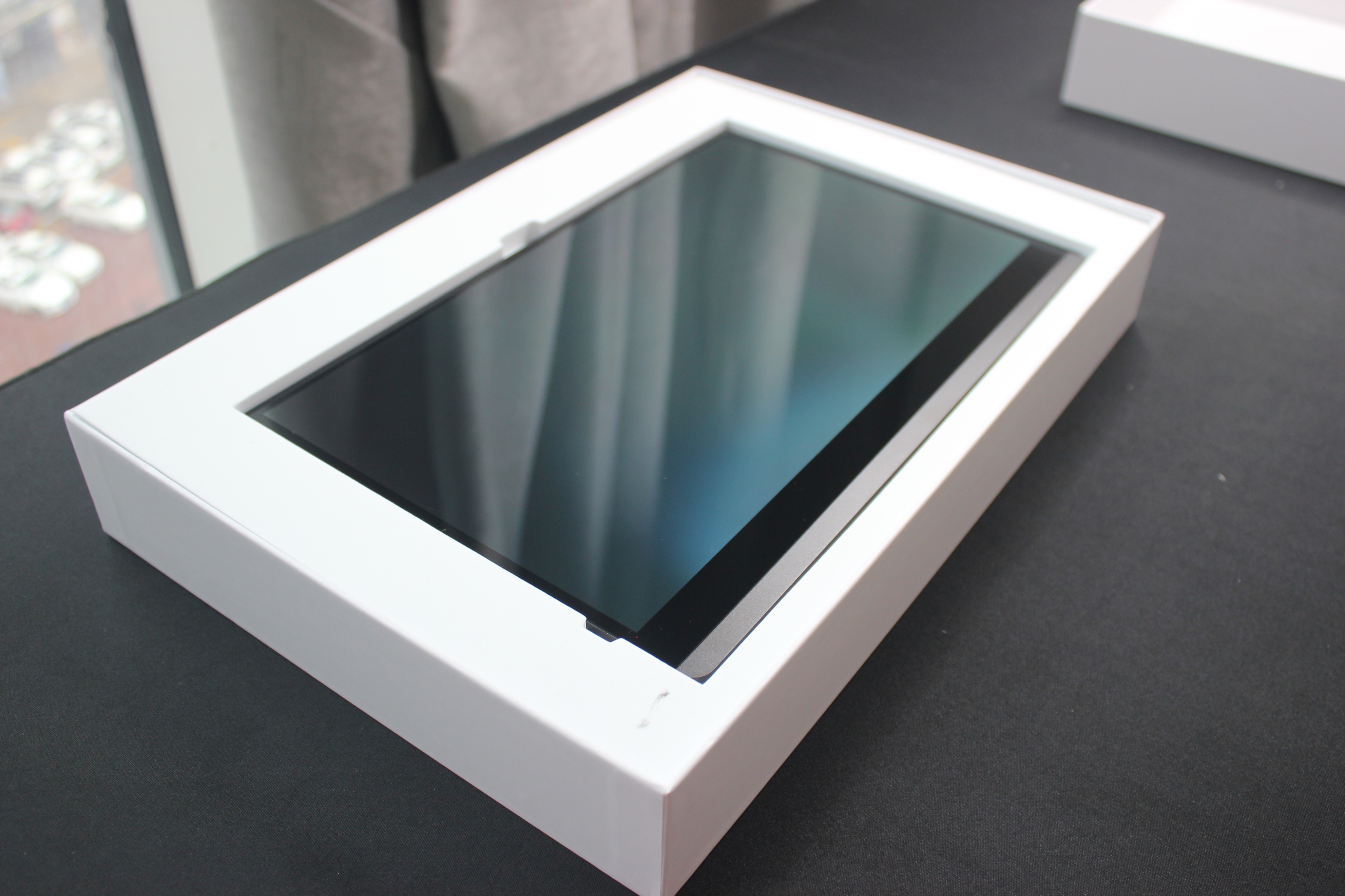 13寸便携显示器4k,三星显示器27寸2k240hz高色域