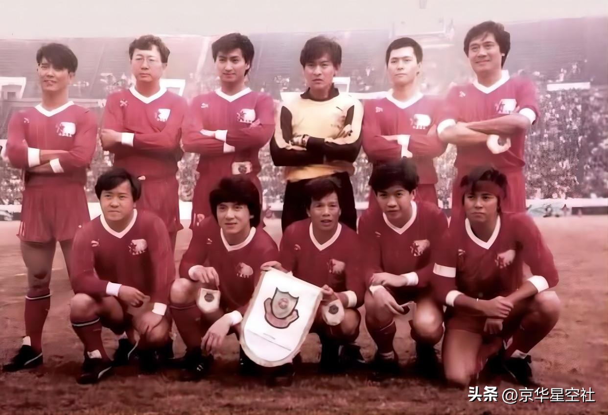 爱足球的男明星,足球明星爱中国