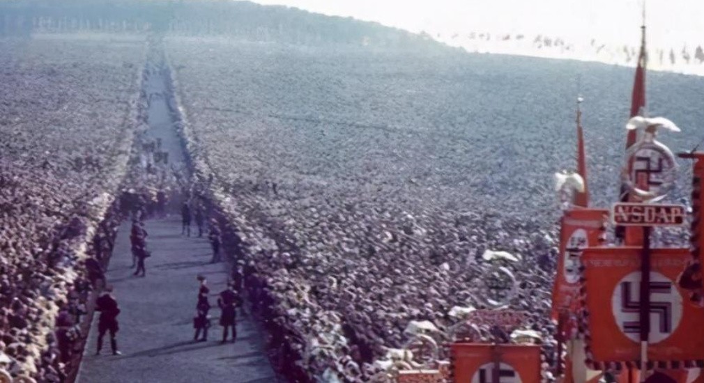 纳粹为什么用卐作为标志,纳粹卐字符的来历