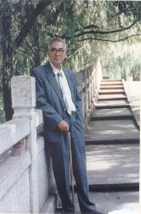 任正非致信母校,任正非新春致信母校校训