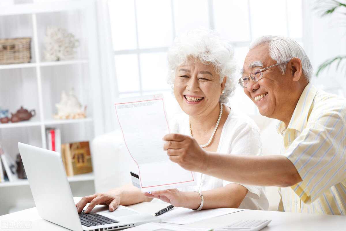 阴阳双补八大泡酒方,行气养血泡酒药材配方大全