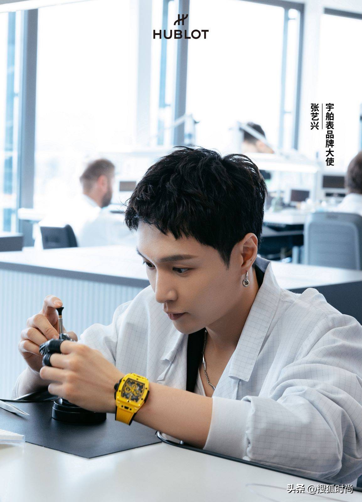 蔡徐坤与谷爱凌门当户对吗,蔡徐坤石英表