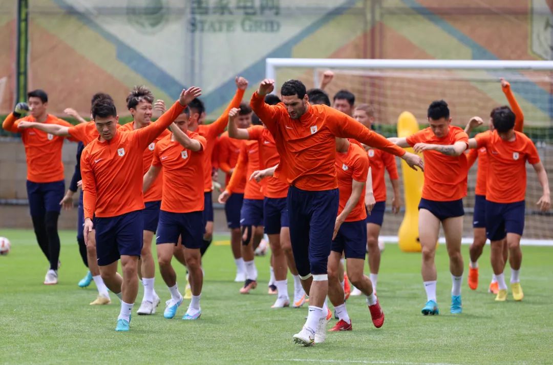 崔康熙和李铁谁是归化之父,中国足协有意崔康熙