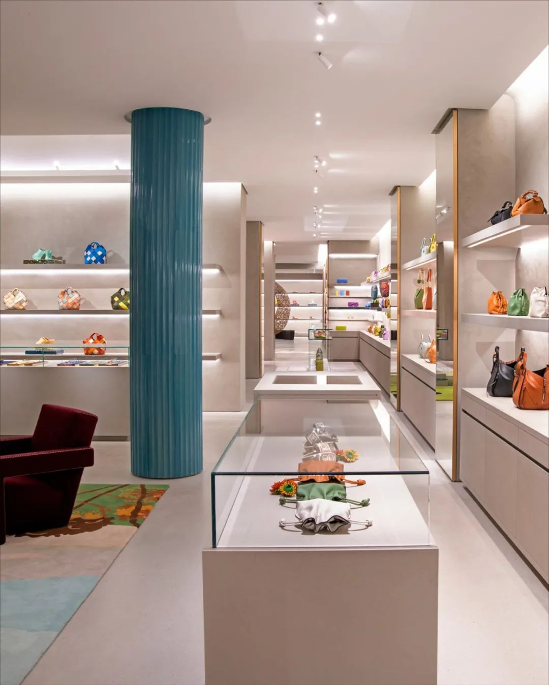 巴塞罗那CASALOEWE旗舰店设计