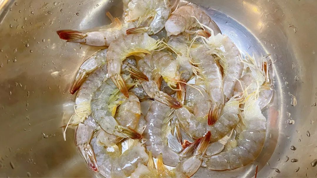 怎么做好吃的油焖虾,最简单的油焖虾的家常做法