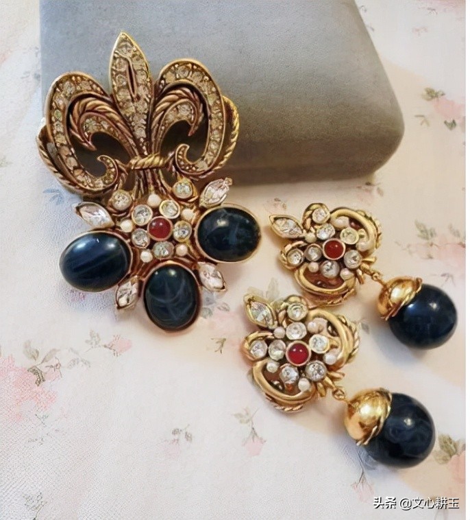 雅芳avon是哪个国家的品牌,avon雅芳胸针