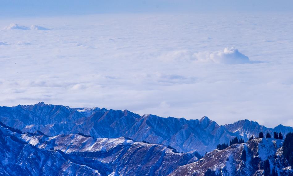 赞美天山的著名诗句,关于天山的诗句和优美词句