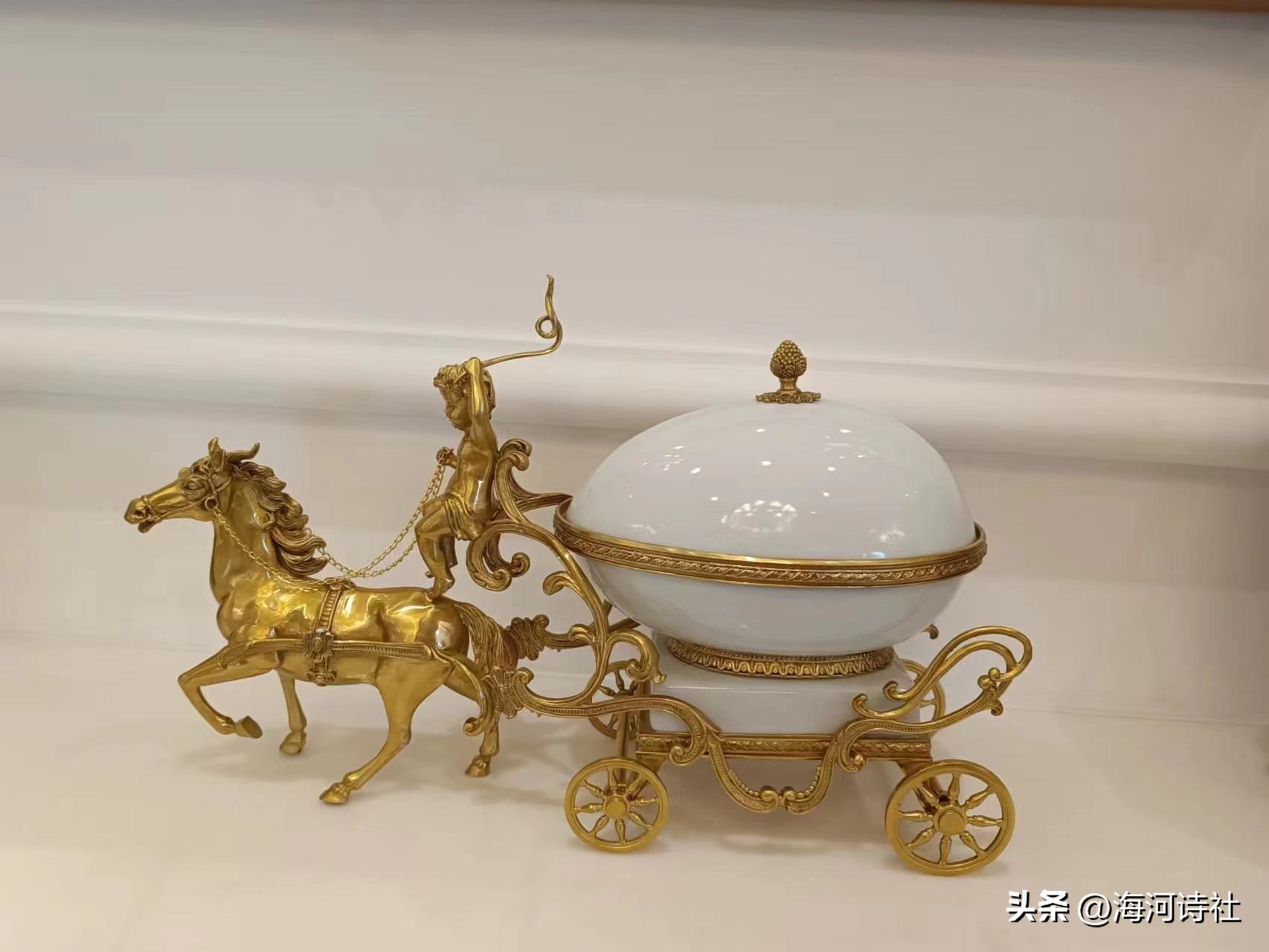 致青春文/大道至简主播/罗海英