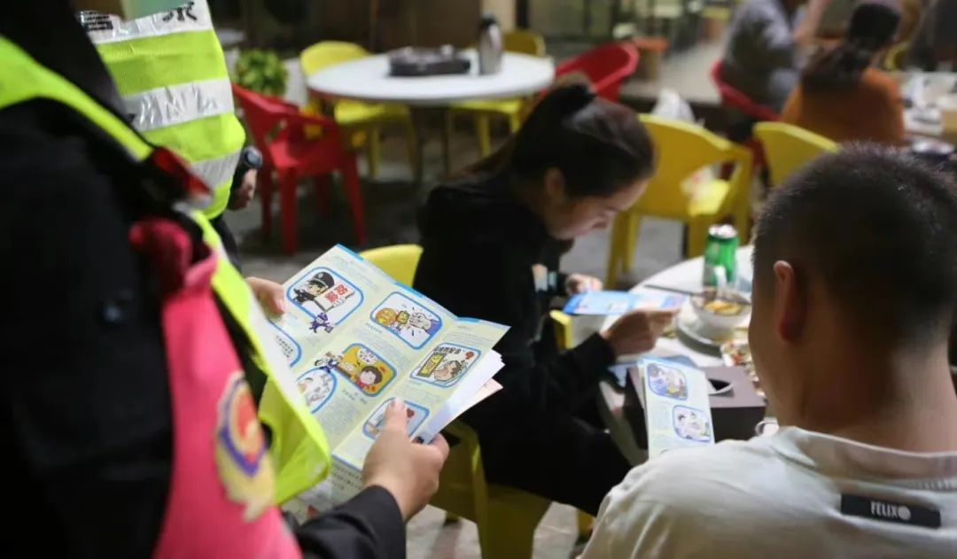 守护平安稳定我们在行动,国庆中秋长假全市治安稳定