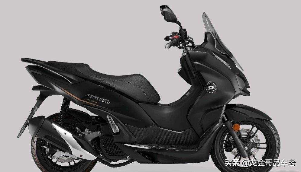 最适合摩旅的踏板车两万以内,150cc跨界踏板车