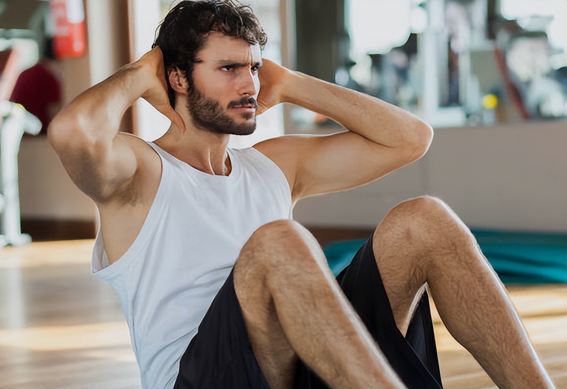 男人的裤裆潮湿是啥原因,男人感觉潮湿什么原因