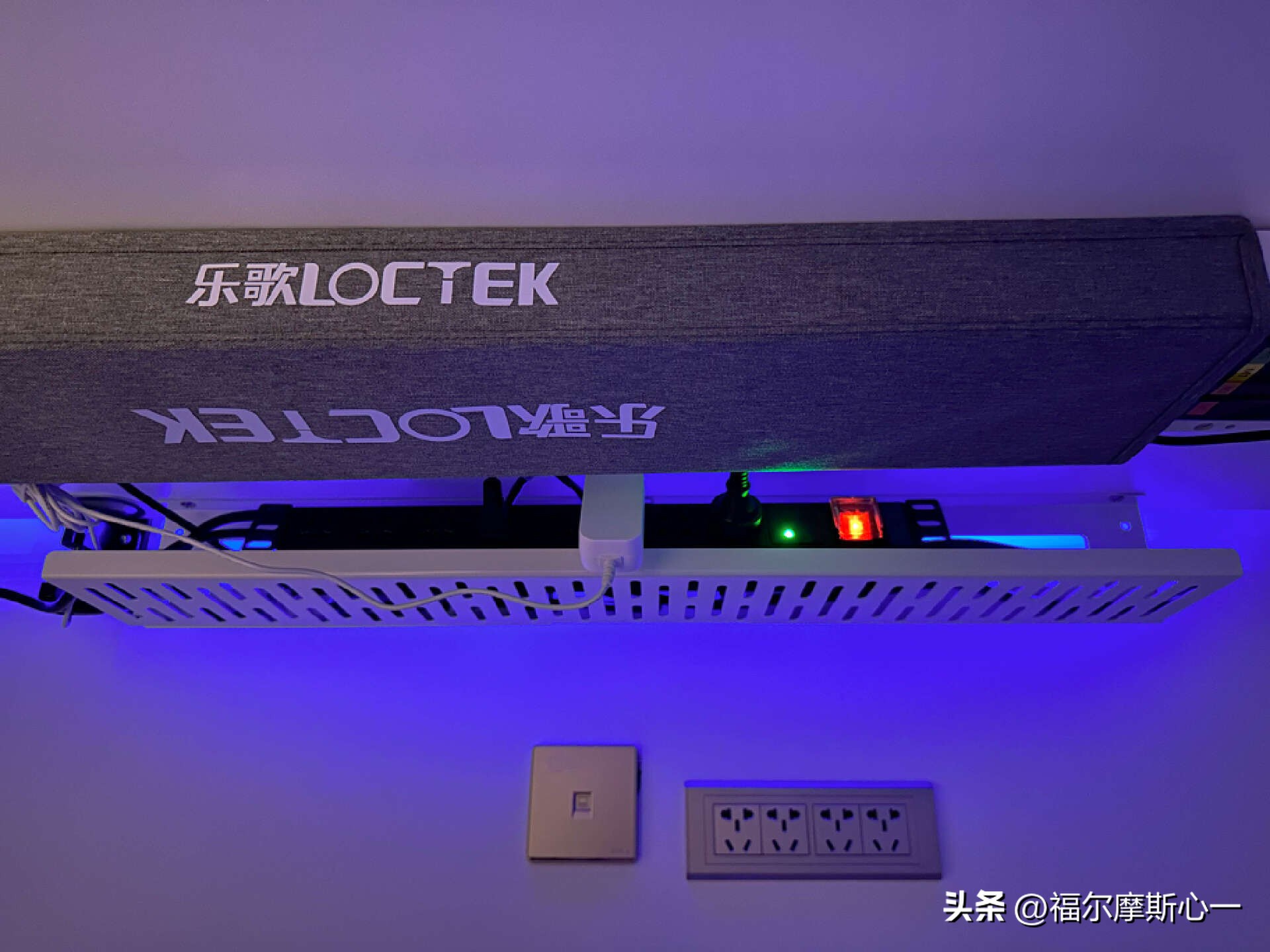 电脑桌改造视频教程,电脑桌面改造平民级桌搭