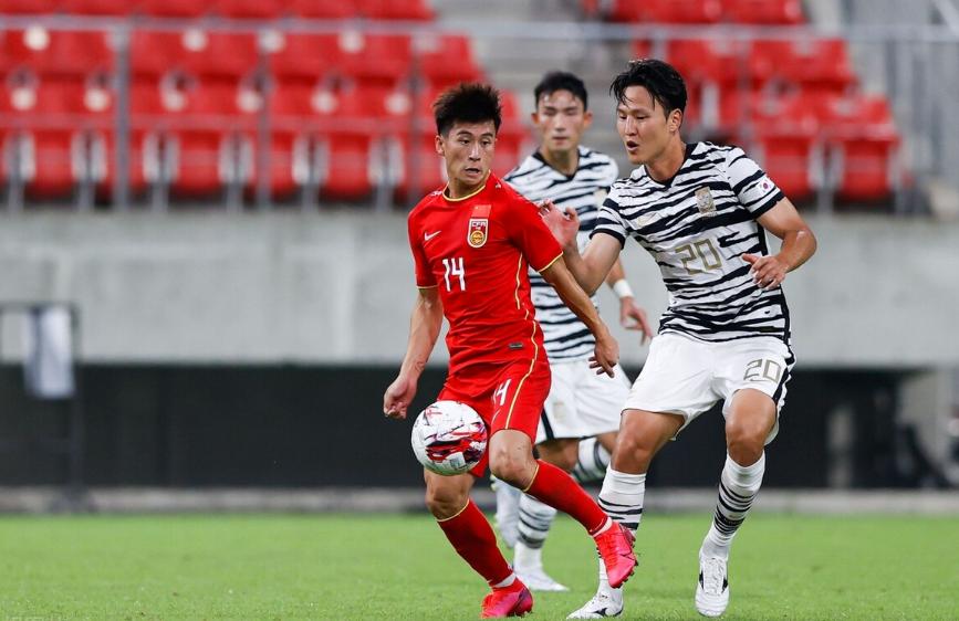 4-1到3-0!亚洲第3开挂,连造3大*案惨**,再赢=豪取6冠王,央视直播