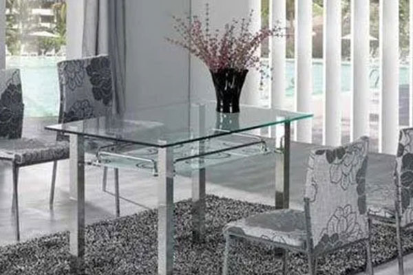 玻璃餐桌防污,玻璃餐桌注意事项