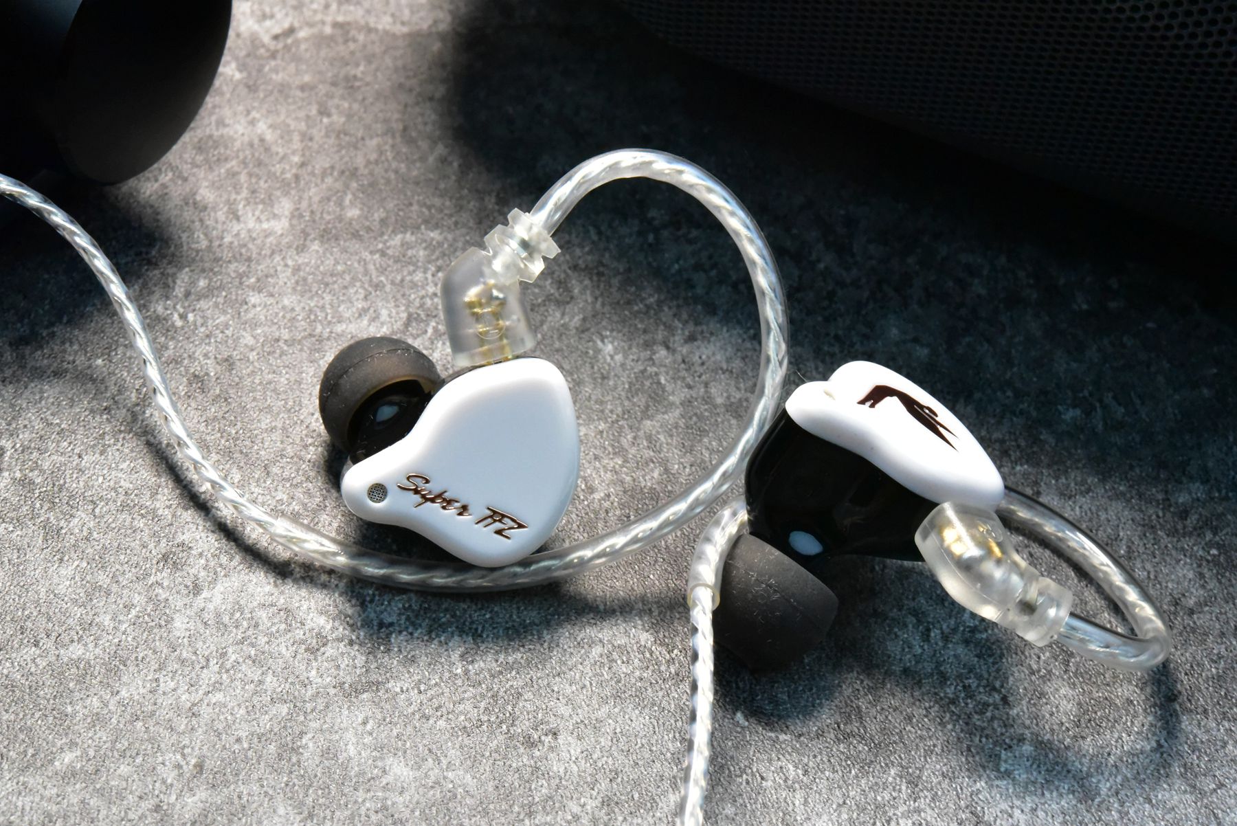 和苹果耳机媲美的百元耳机,哪款耳机可以和苹果耳机媲美