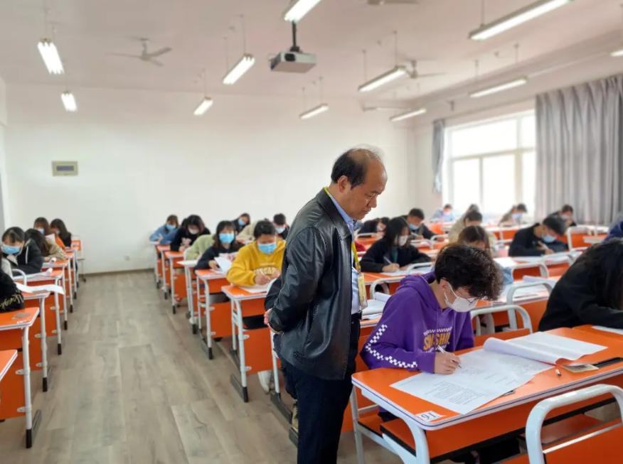 3+2本科与成人本科有什么区别,3+4本科和全日制本科的区别