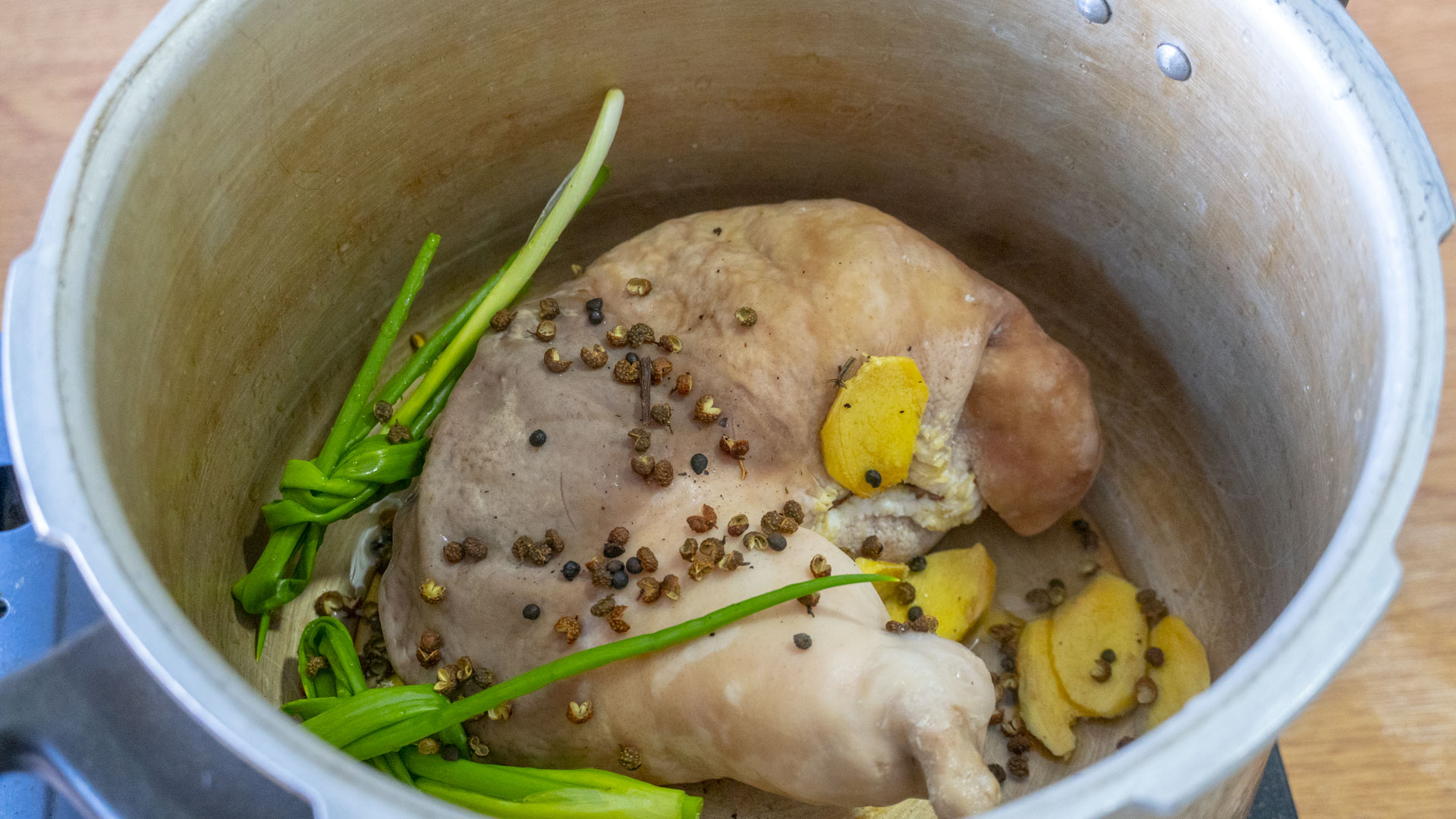 失眠吃什么好5款助眠食谱,对睡眠有好处失眠最怕吃这道菜