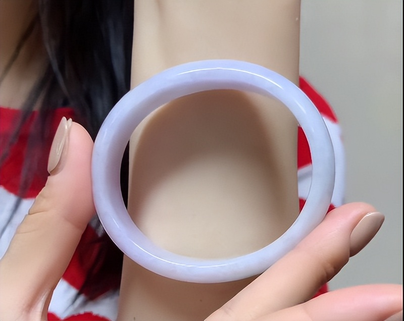 手镯不容易变形买哪种的好点,手镯买的太小戴不进去怎么办