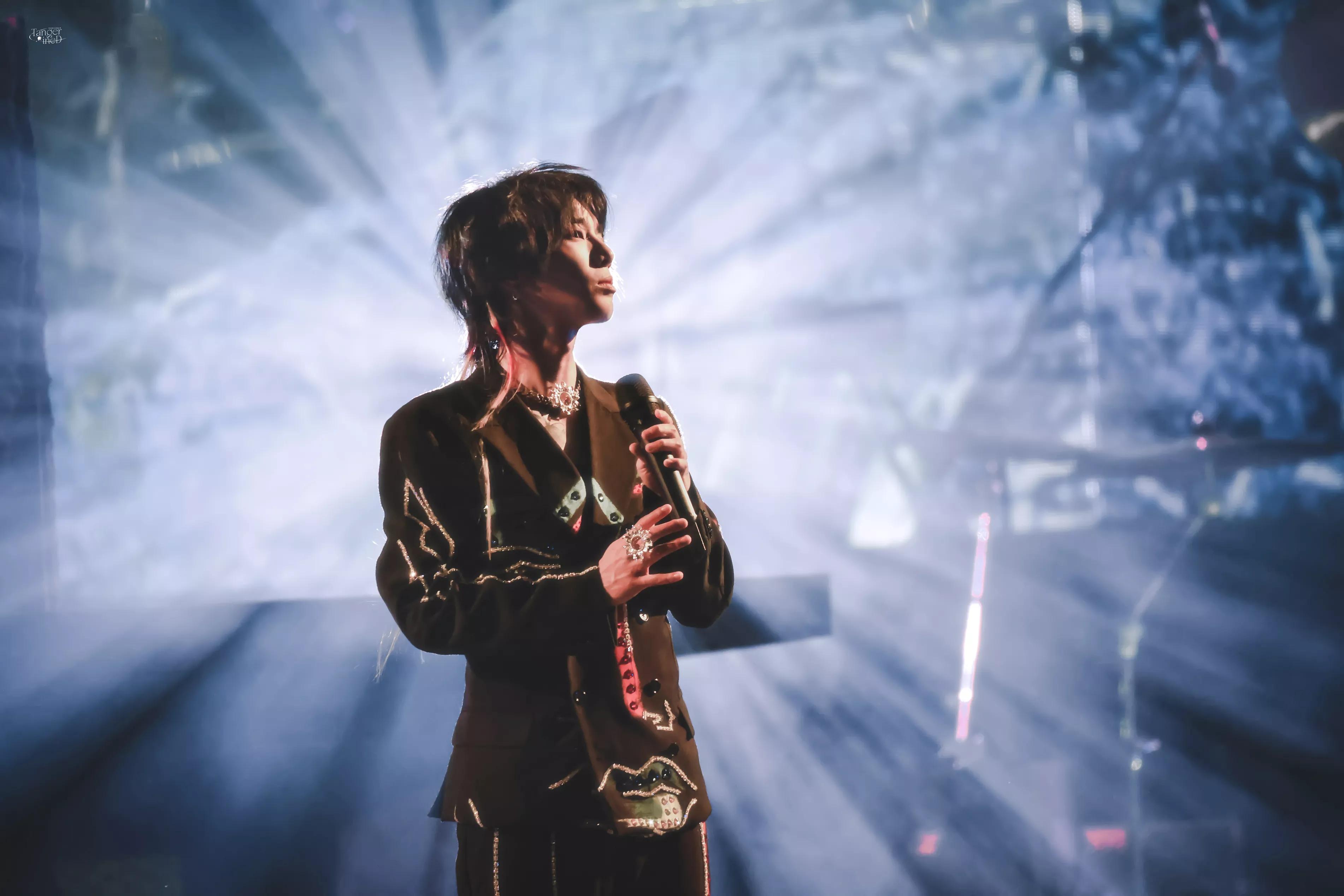 华晨宇演唱会抢票两人,华晨宇武汉站演唱会时间