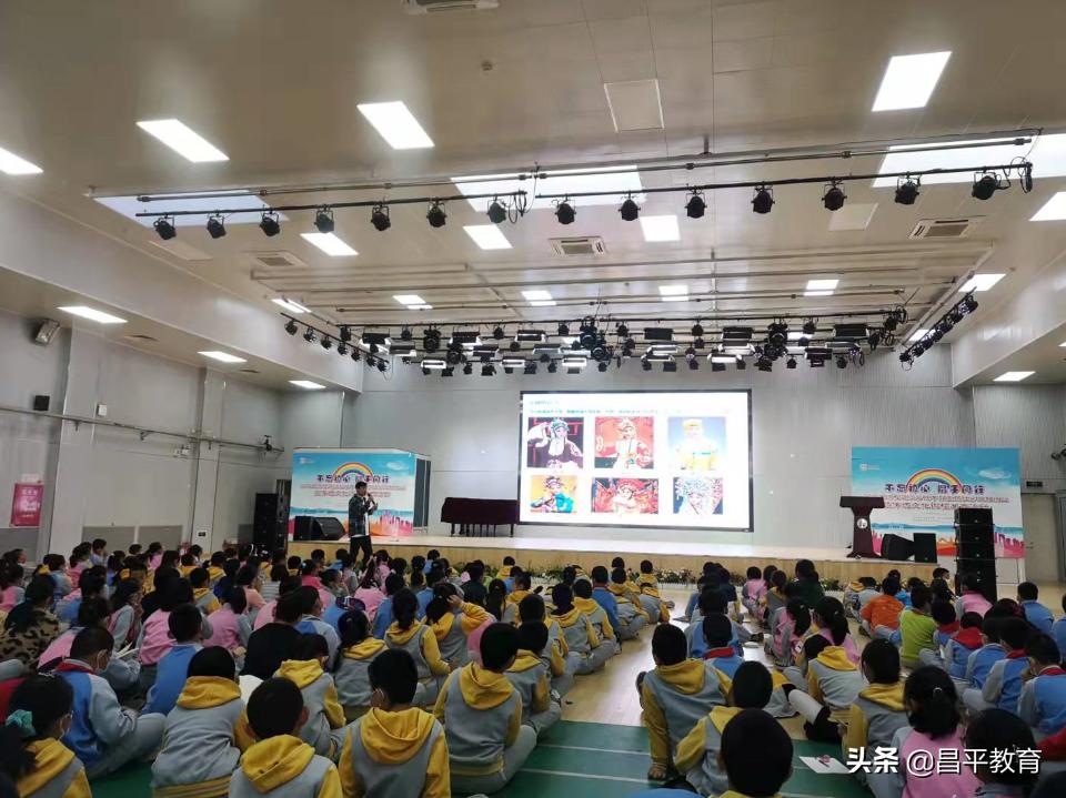 要让戏曲圈粉年轻一代,传统戏曲直播间里圈粉无数